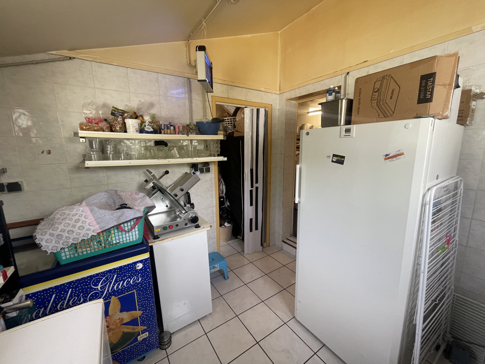 Image_, Local commercial, Prondines, ref :AHD585