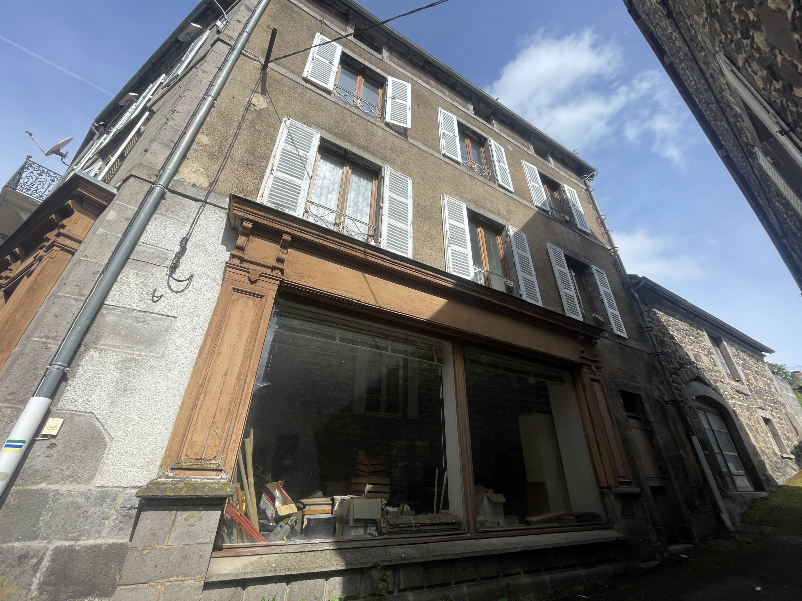 Image_, Immeuble, Rochefort-Montagne, ref :AHD577